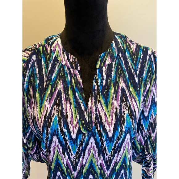 Cato Women’s Blouse Plus Size  14 or 16 W Purple Blue Flowy Casual Top - Picture 3 of 10